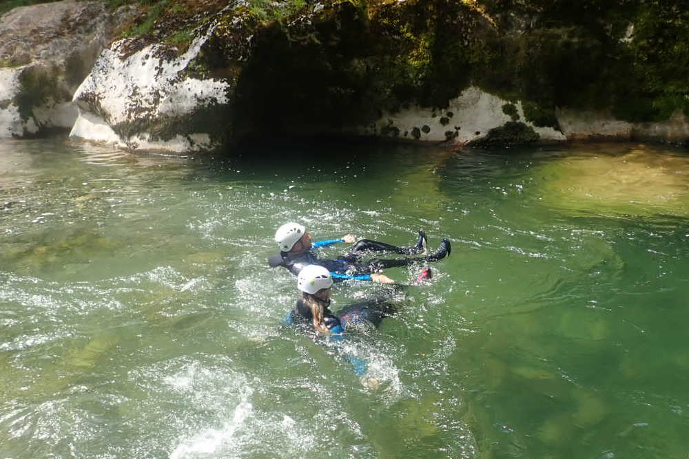 floating en riviere randonne aquatique annecy