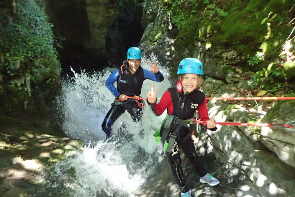 descente en rappel enfant canyoning frontenex