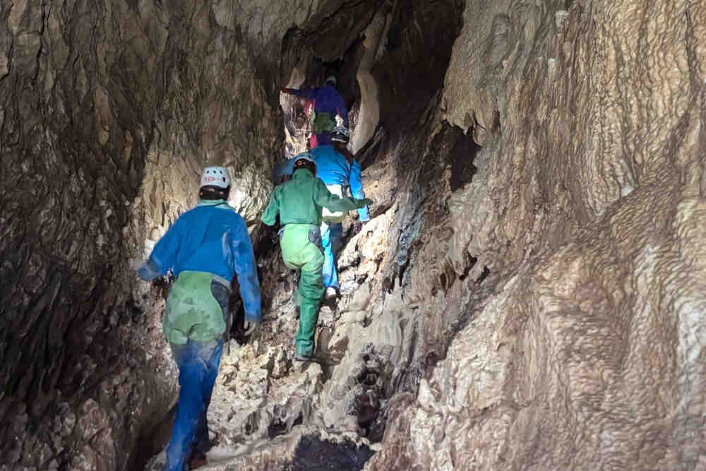 groupe grotte du cure speleologie chartreuse